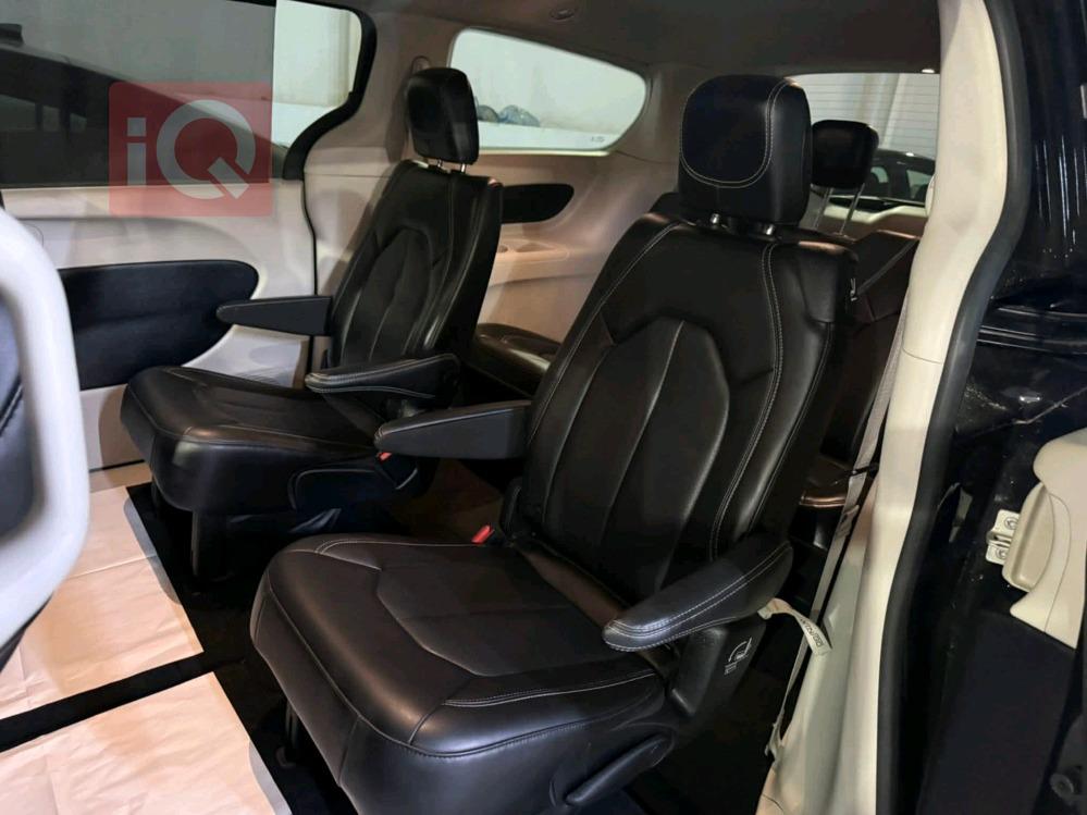 Chrysler Pacifica
